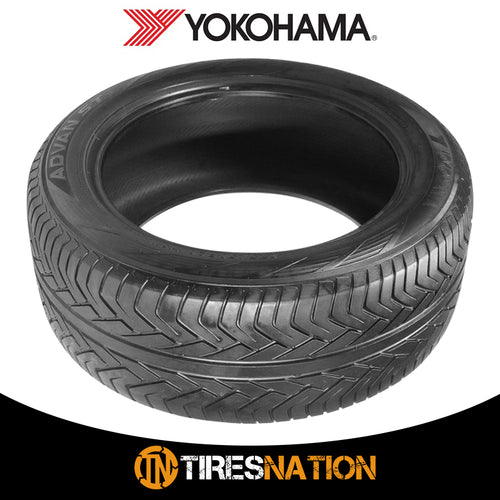 Yokohama Advan St 275/50R20 113W Tire