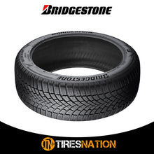 Bridgestone Blizzak Lm005 235/55R19 105H Tire