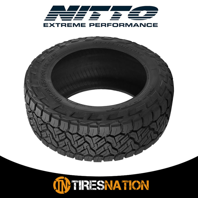 Nitto Recon Grappler A/T 305/40R22 114S Tire