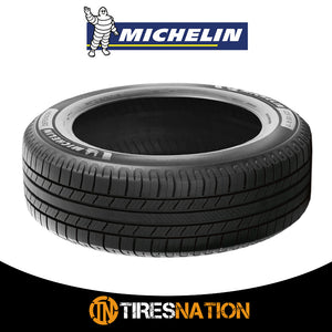 Michelin Defender2 235/65R17 104H Tire